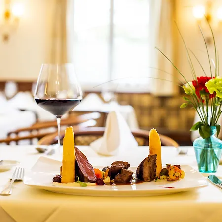 Donau Hotel 4*