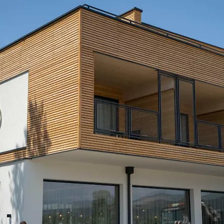 Donau 4* איבס אן דר דונאו